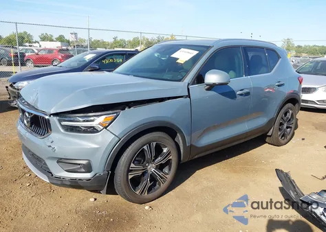 2020 Volvo Xc40 T5 Inscription z USA, uszkodzony, nr VIN YV4162UL9L2338022